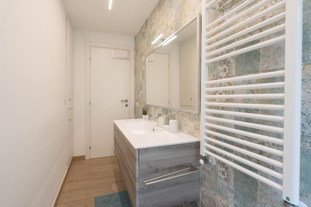 A 10 Min Dal Colosseo Dimora Intima E Silenziosa Apartment Rome